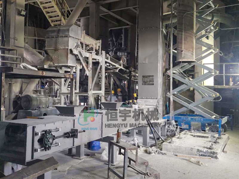 天津某新材料有限公司-多點進料Z型提升機